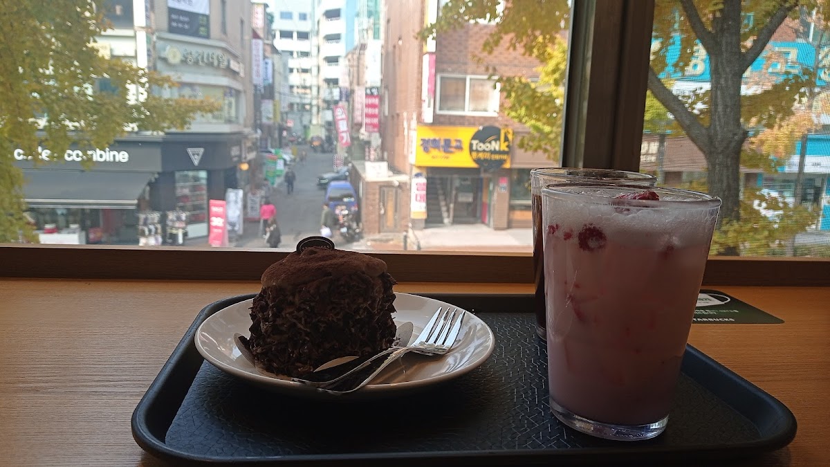 Starbucks Kyung Hee University-5
